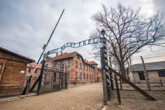 Auschwitz tours